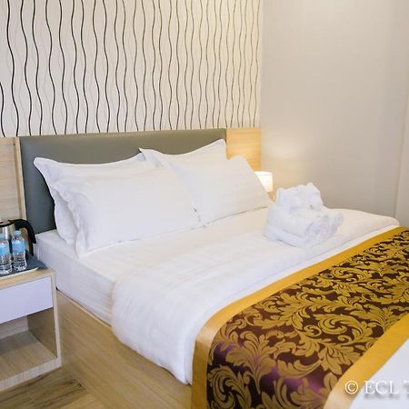 Ecl Travellers Inn Aklan Εξωτερικό φωτογραφία